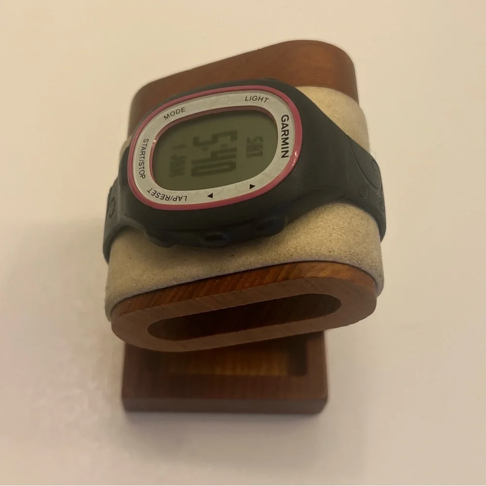 Garmin‎ FR70 W (brand new batteries)